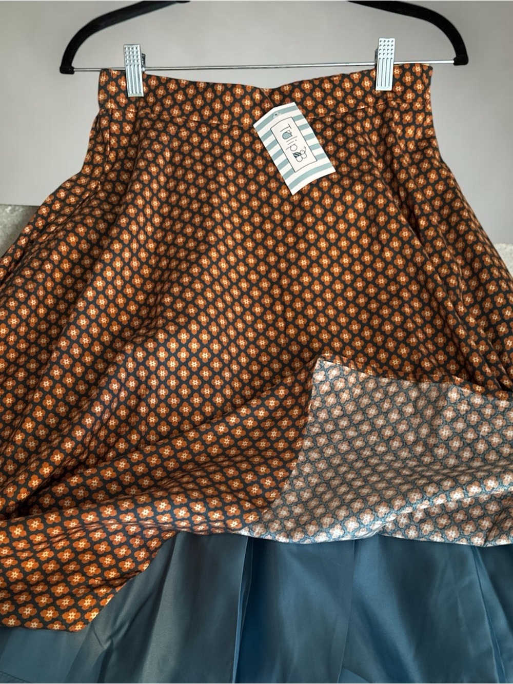 Patterned Midi A-Line Skirt in Brown and Black - Picture 3 of 4